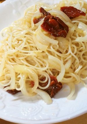 ドライトマトのシンプルパスタ-レシピのメイン写真