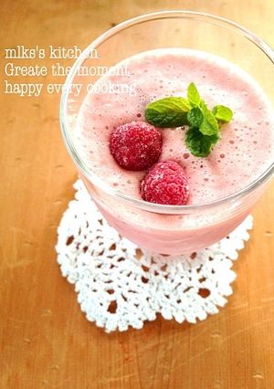 【生クリーム不使用】ラズベリースムージー-レシピのメイン写真