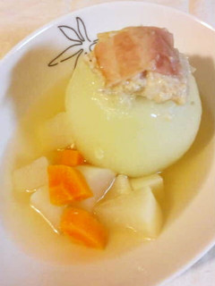 丸ごと新玉ねぎのミンチ詰め-レシピのメイン写真