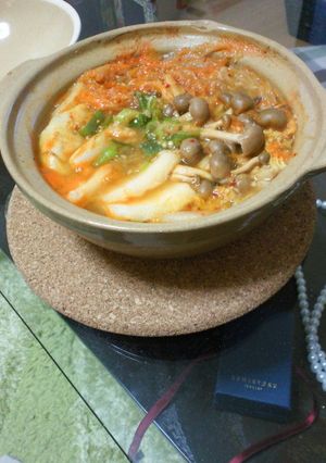 キムチ餃子鍋-レシピのメイン写真