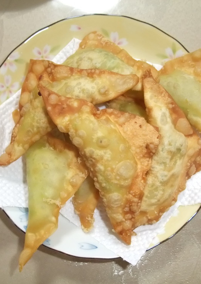 ソラマメとチーズのワンタン皮包み揚げ-レシピのメイン写真