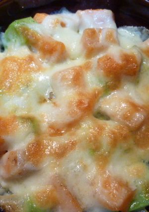 アボカドとサーモンのチーズマヨ掛け焼き-レシピのメイン写真