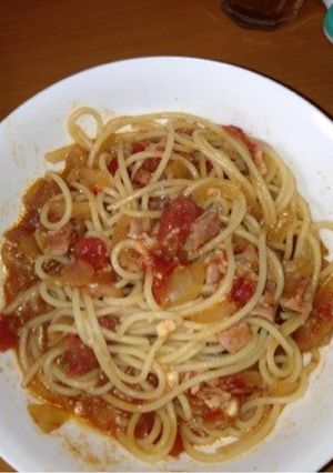 ベーコンと玉ねぎのトマトパスタ-レシピのメイン写真