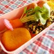 お弁当を彩る★貝割れの人参くるくる花束♪