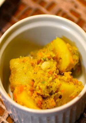 ジャガイモとみじん切り野菜のカレー風味-レシピのメイン写真