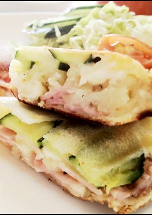 休日の朝は手軽にポテトホットサンド♫-レシピのメイン写真