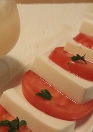 トマトとお豆腐のヘルシーカプレーゼ-レシピのメイン写真