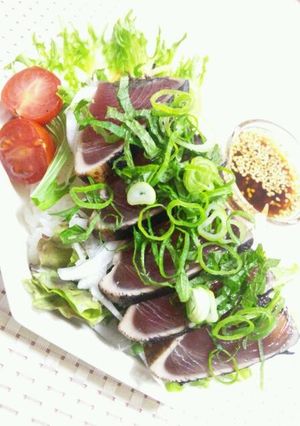 *鰹のタタキ de 韓国風サラダ丼*-レシピのメイン写真