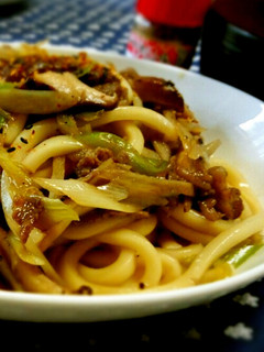 受験生のランチ♪牛肉きんぴらうどん-レシピのメイン写真