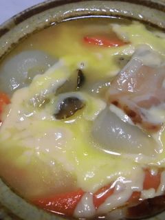 新タマネギと人参、ベーコンのチーズ焼き-レシピのメイン写真