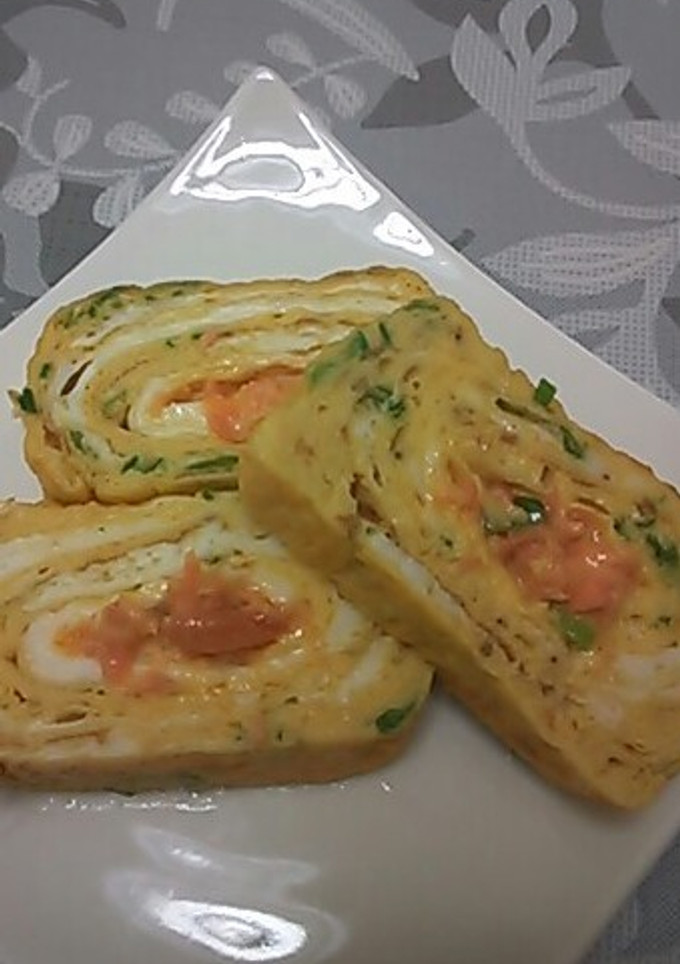 あと一品に!!ねぎ鮭フレークマヨの卵焼き-レシピのメイン写真