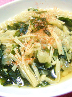 3分で!【エノキとわかめの揚げ玉煮】-レシピのメイン写真