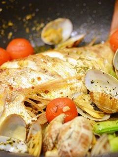 簡単にイタリアン!鯛のアクアパッツァ-レシピのメイン写真