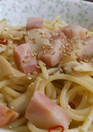 ベーコンとエリンギのコンソメパスタ-レシピのメイン写真