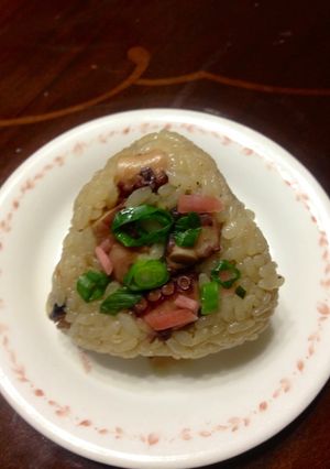 たこ飯おにぎり-レシピのメイン写真