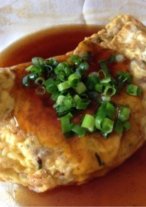 余った餃子のタネで中華風あんかけオムレツ-レシピのメイン写真