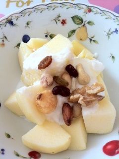 りんごナッツヨーグルト-レシピのメイン写真