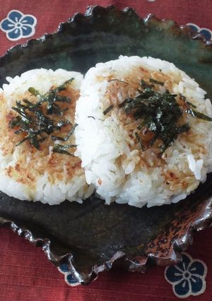 カツオだし風味の小判焼きおにぎり-レシピのメイン写真