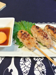 つくねは塩麹だけ!すき焼きのたれと卵黄で-レシピのメイン写真