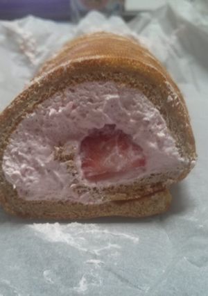 簡単♪イチゴロールケーキ-レシピのメイン写真