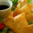 かぶとの形のエビ春巻き