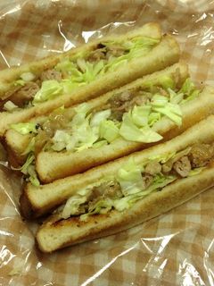 野菜たっぷり!簡単大満足生姜焼きサンド☆-レシピのメイン写真