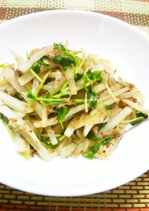 お弁当にも♪＊豆苗と大根のおかか炒め＊-レシピのメイン写真