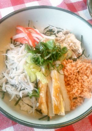 おひとりさまズボラ飯☆なんちゃって海鮮丼-レシピのメイン写真