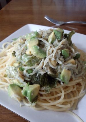 アボカドとしらすの和風クリーム系パスタ-レシピのメイン写真