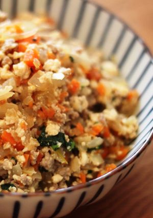 【糖質制限】野菜たっぷり！簡単炒り豆腐-レシピのメイン写真