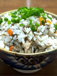 もずくとツナ缶の炊き込みご飯-レシピのメイン写真
