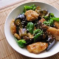 基本からアレンジまで！思わずつくりたくなる「鳥むね肉レシピ」の