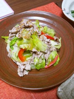 薄切り茹で豚とレタスのサラダ-レシピのメイン写真