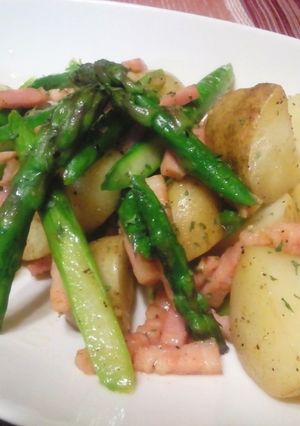 新じゃがとベーコンのにんにくオリーブ炒め-レシピのメイン写真