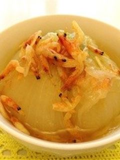 新玉ねぎ丸ごと!桜海老と白だし煮-レシピのメイン写真