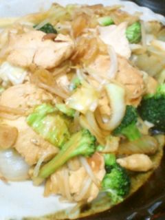 鶏胸肉とブロッコリーのにんにく醤油炒め-レシピのメイン写真