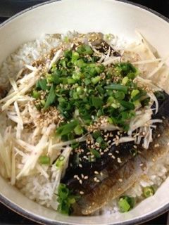 生姜が香る!サンマの炊き込み御飯-レシピのメイン写真