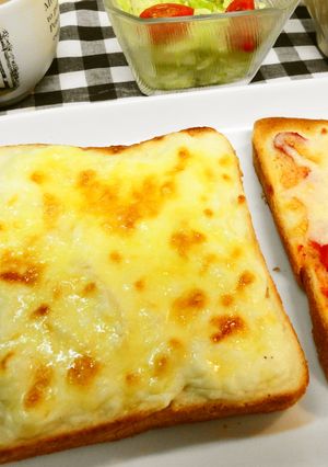 ＊濃厚＊ホワイトソースのチーズトースト＊-レシピのメイン写真
