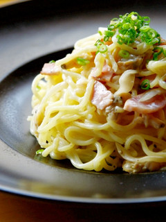 焼そばで仕上げる!アサリのクリームパスタ-レシピのメイン写真