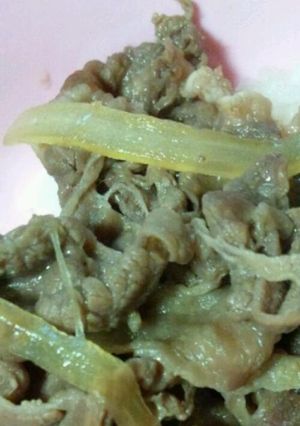 フライパンで作るちゃちゃっと牛丼-レシピのメイン写真
