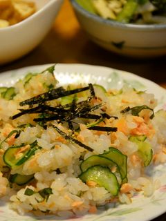秋鮭で*おばあちゃんの鮭ちらし-レシピのメイン写真