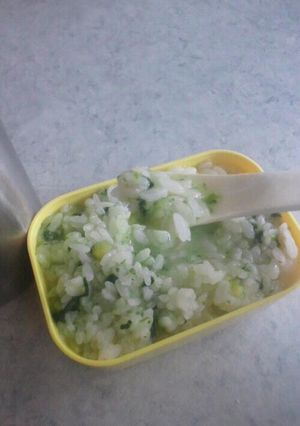 簡単離乳食４　お湯かけおにぎり-レシピのメイン写真