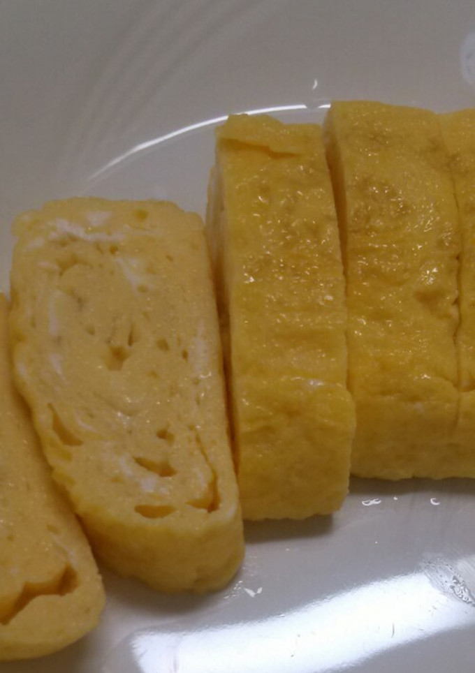 マヨネーズでふわふわ卵焼き-レシピのメイン写真