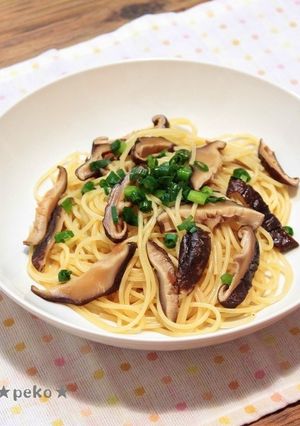簡単♪干し椎茸と梅の和風バターパスタ☆-レシピのメイン写真