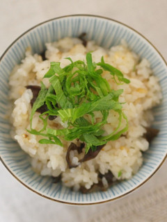 きくらげの炊き込みご飯-レシピのメイン写真