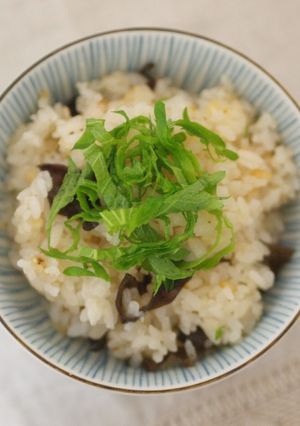 きくらげの炊き込みご飯-レシピのメイン写真