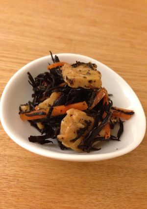 テンペ料理でヘルシーに。ひじきの煮物です-レシピのメイン写真