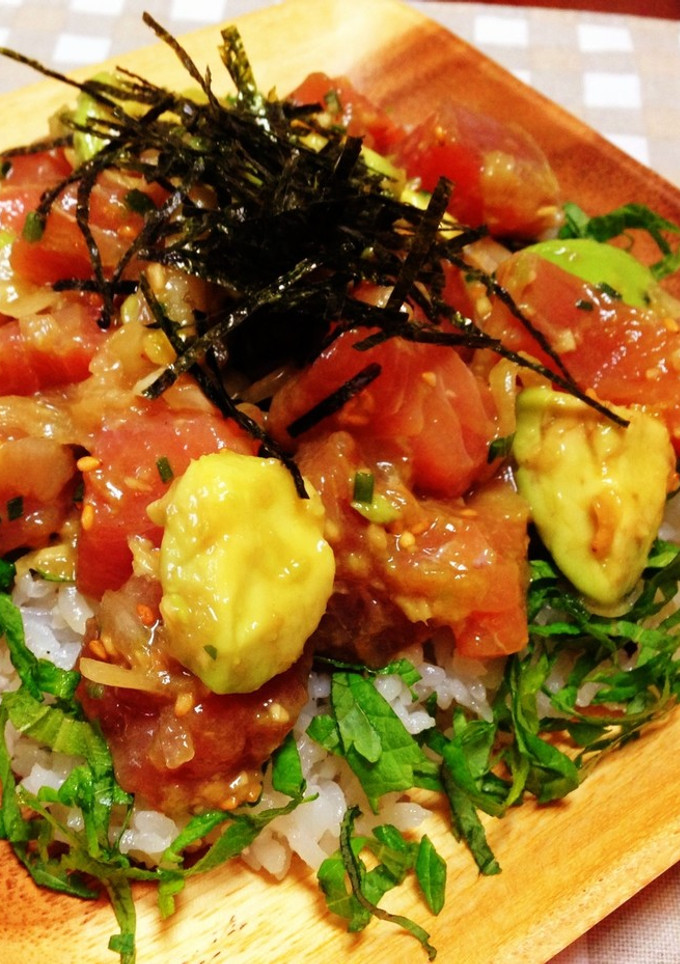 マグロでアヒポキ丼♪〜柚子胡椒風味〜-レシピのメイン写真