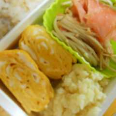 A picture of お弁当に＾＾うちの卵焼き.