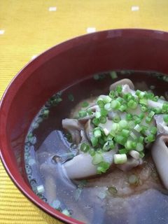 手抜きランチ☆焼おにぎりのきのこ茶漬け-レシピのメイン写真